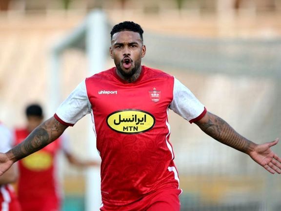 مهاجم هلندی خواستار شرح تفصیلی رای شد؛ یورگن لوکادیا فعلا به پرسپولیس پولی پرداخت نمیکند