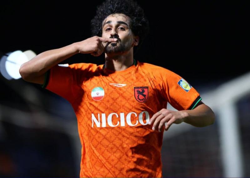 مورد عجیب عیسی مرادی؛ قبل از بازی و از روی نیمکت مصدوم شد، بهانه شکایت هوادار هم هست!