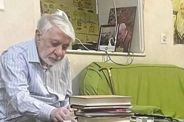 Green Movement leader Mousavi calls for referendum in Iran