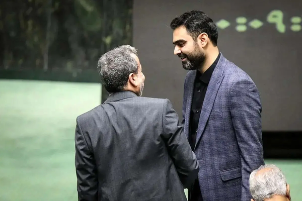 برلماني إيراني: تسلمنا من روسيا والصين كل ما طلبناه ودفعنا ثمنه من معدات عسكرية