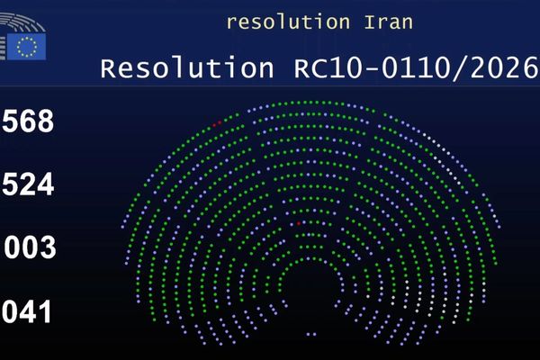 بعد قمع وقتل المتظاهرين.. الاتحاد الأوروبي: النظام الإيراني ارتكب "جرائم ضد الإنسانية"