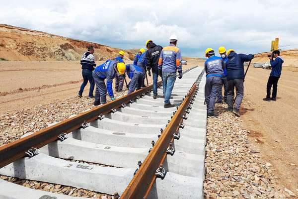 Iran, Russia Sign Rail Deal For Strategic New Rail Link
