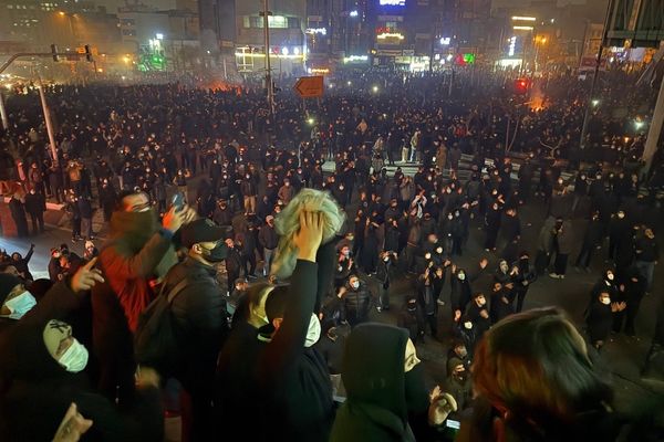 پروژه «سیاهچاله ارتباطات»؛ عصر تازهای از انزوای دیجیتال ایران