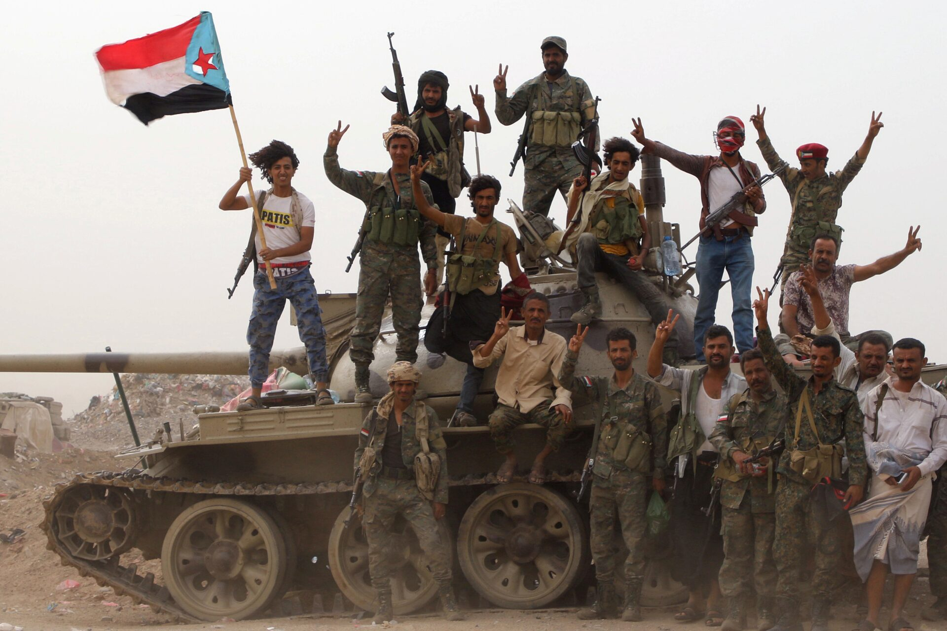 جدایی‌طلبان یمن کنترل عدن و استان‌های جنوبی را به‌دست گرفتند