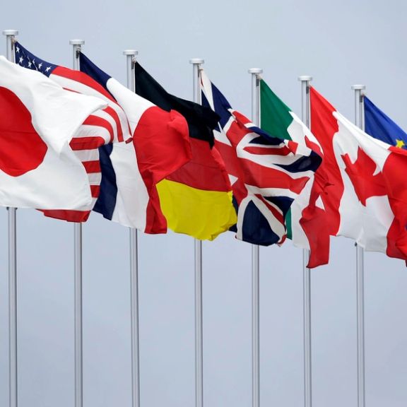 صد رهبر پیشین کشورهای جهان از گروه۷ خواستند هزینه واکسیناسیون جهانی کرونا را پرداخت کند