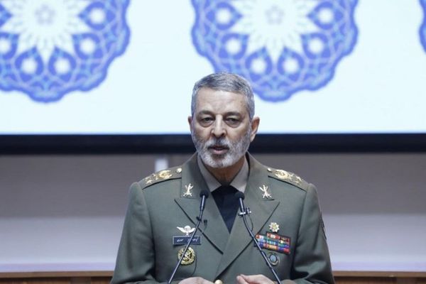 رییس ستادکل نیروهای مسلح: نبرد با جمهوری اسلامی برای ترامپ درس عبرت میشود