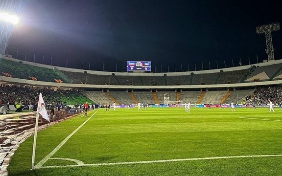 شاهکار مشترک حسین طلا و سپاه؛ تجهیز پروژکتورها در قرارداد بازسازی استادیوم آزادی نیست