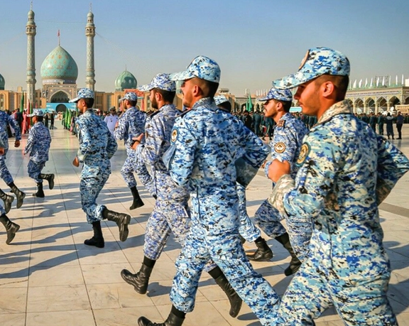 إيران تسعى لمكافأة المستثمرين في الخارج بالإعفاء من الخدمة العسكرية