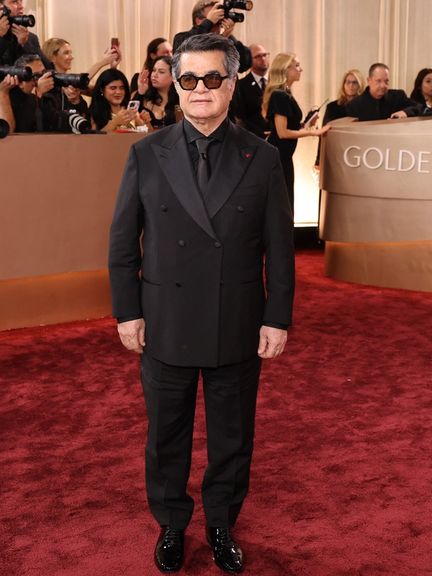 Jafar Panahi says Iran targeting artists to cover up massacre