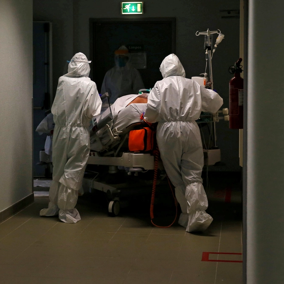 استاد دانشگاه آکسفورد: بدترین روزهای همهگیری کرونا اکنون تبدیل به تاریخ شده است