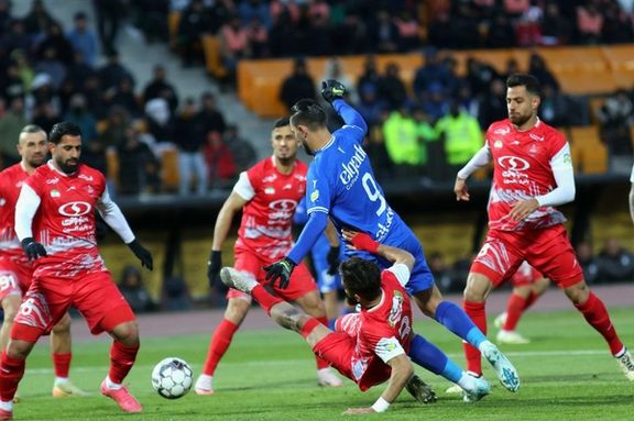 اطلاعیه استقلال درباره داوری؛ فصل پیش با پرچم اشتباه جام را از ما گرفتید امشب هم پنالتی را