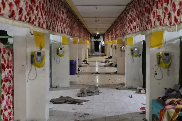 مقتل عدد من القوات العسكرية وموظفي سجن إيفين في الهجوم الإسرائيلي