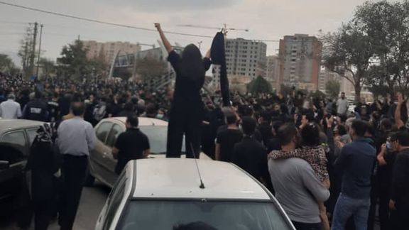 Protests in the city of Arak for a young man killed in the custody of IRGC. October 29, 2022