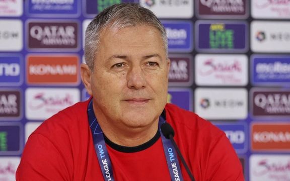 اسکوچیچ در نشست خبری: بازیکنان تراکتور به قطعیبودن صعود فکر نکنند، باید الوکره را ببریم