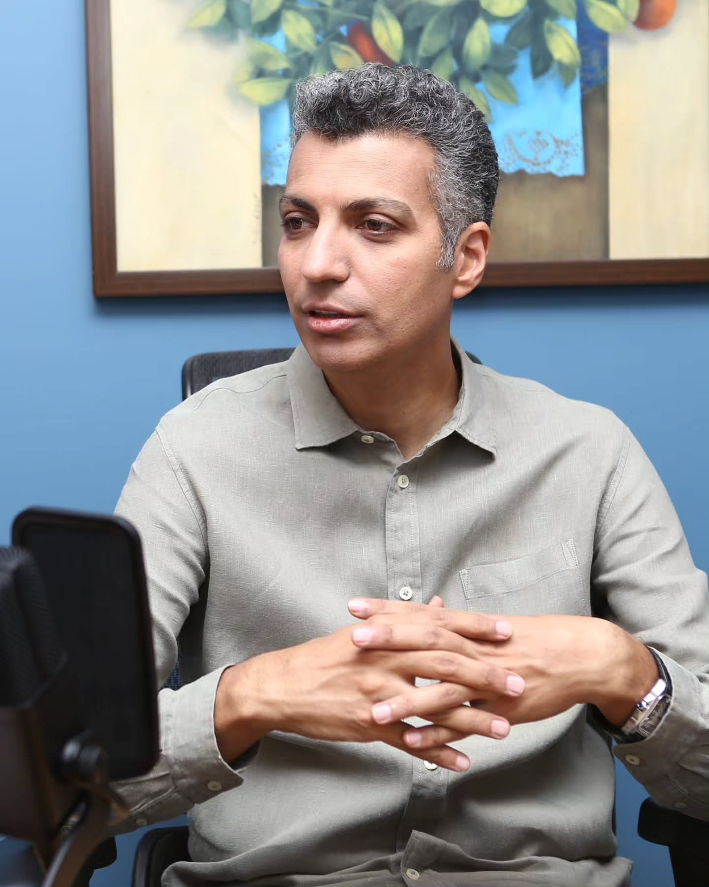 عادل فردوسی‌پور: در کنار هموطنانم می‌ایستم و از اعتراض به‌حق‌شان حمایت می‌کنم