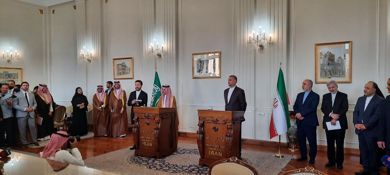 وزیر خارجه عربستان سعودی در تهران؛ تاکید بر امنیت دریانوردی و پرهیز از سلاح کشتار جمعی