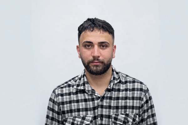 انتقال دوباره علیرضا سپاهی به انفرادی؛ خانواده برای آخرین دیدار فراخوانده شدند