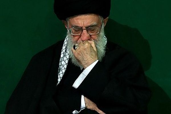 روزنامه وابسته به سپاه: در زمان جنگ برخی خامنهای را نفرین میکردند