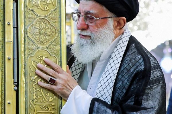 في رسالته الثانية من مخبئه.. خامنئي يحذر أميركا ويطالب مسؤولي نظامه بالمواجهة