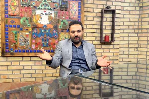 Iran Expels Another Dissident University Professor