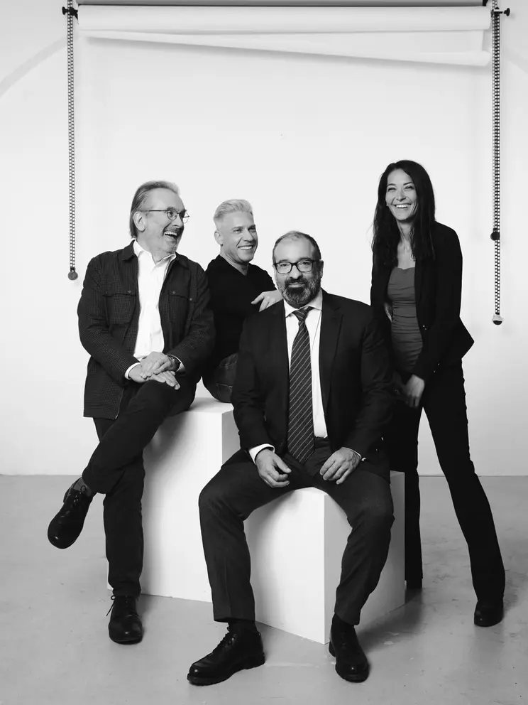 Vienna lawyer aided Iran officials' visas, sanctions evasion - Der Standard