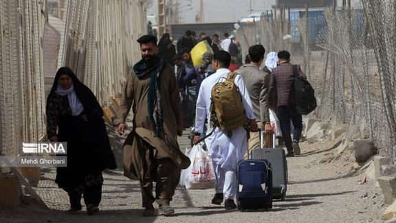 Activists urge Iran to stop deporting Afghans amid post-war crackdown