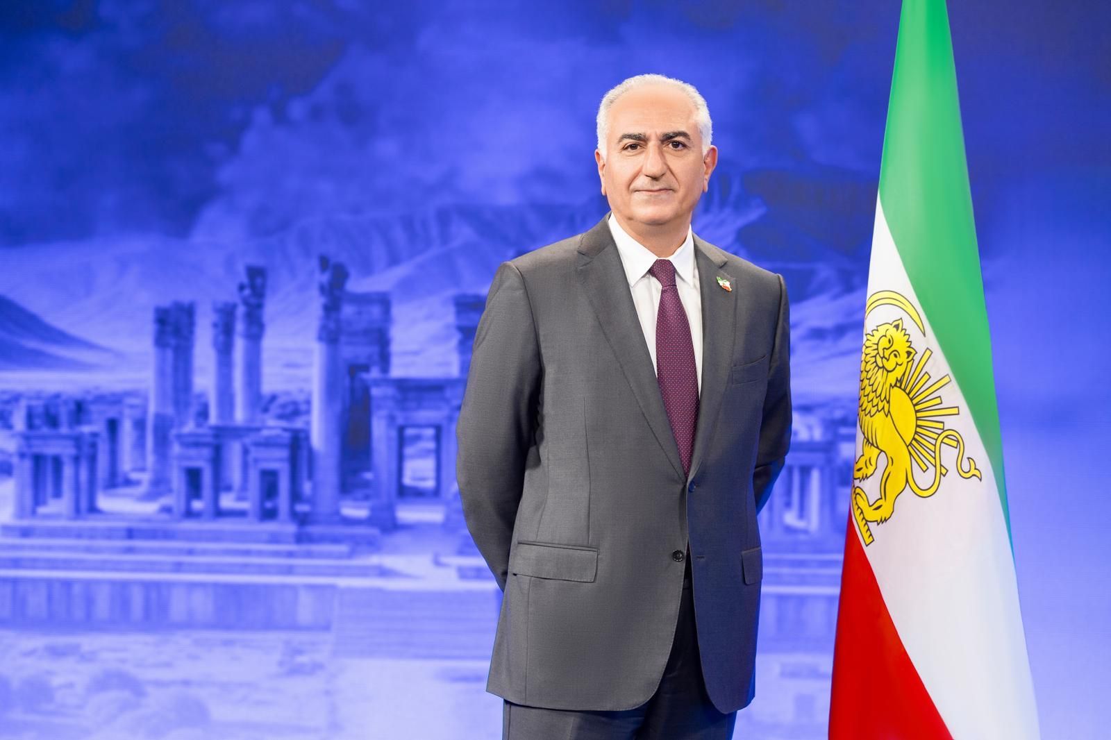 فراخوان شاهزاده رضا پهلوی: برای اعتصاب سراسری، تسخیر مراکز شهرها و حفظ آن‌ها آماده شوید