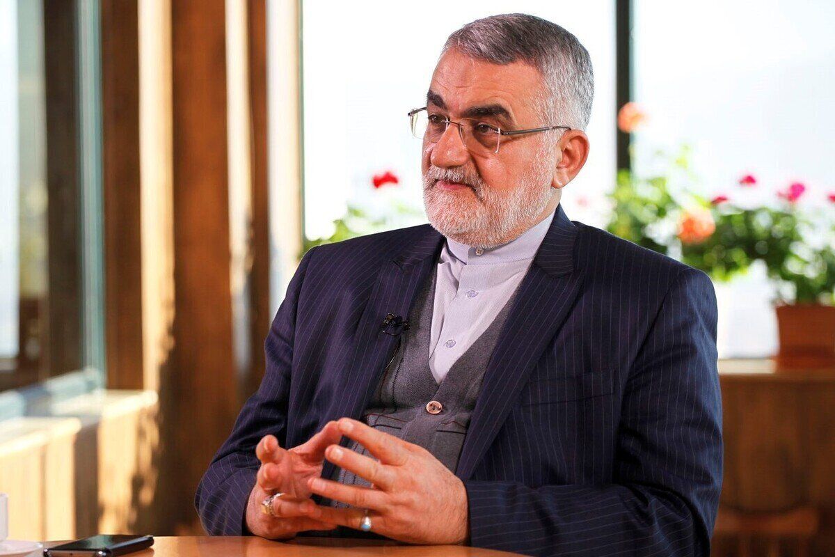 عضو کمیسیون امنیت ملی مجلس: قبل هر مذاکره‌ای ابتدا آمریکا باید از ما عذرخواهی کند