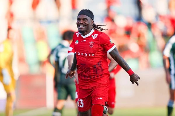 با غرامت ۲۲۰ هزار دلاری؛ پرسپولیس و بیفوما در پرونده استقلال خورستان برنده شدند