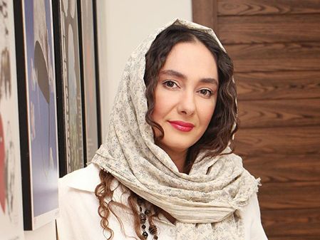 هانیه توسلی با اشاره به شرایط جامعه نوشت که فعلا قصد ندارد در سینما و تئاتر فعالیت کند