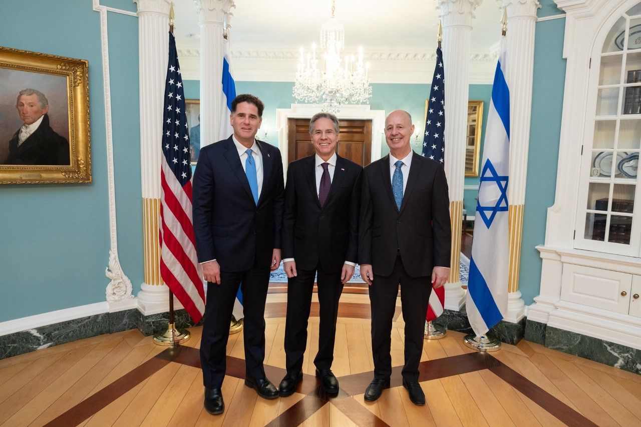 US Secretary of State Antony J. Blinken (center) during a meeting with Israeli Minister for Strategic Affairs Ron Dermer and National Security Advisor Tzachi Hanegbi in March 2023  