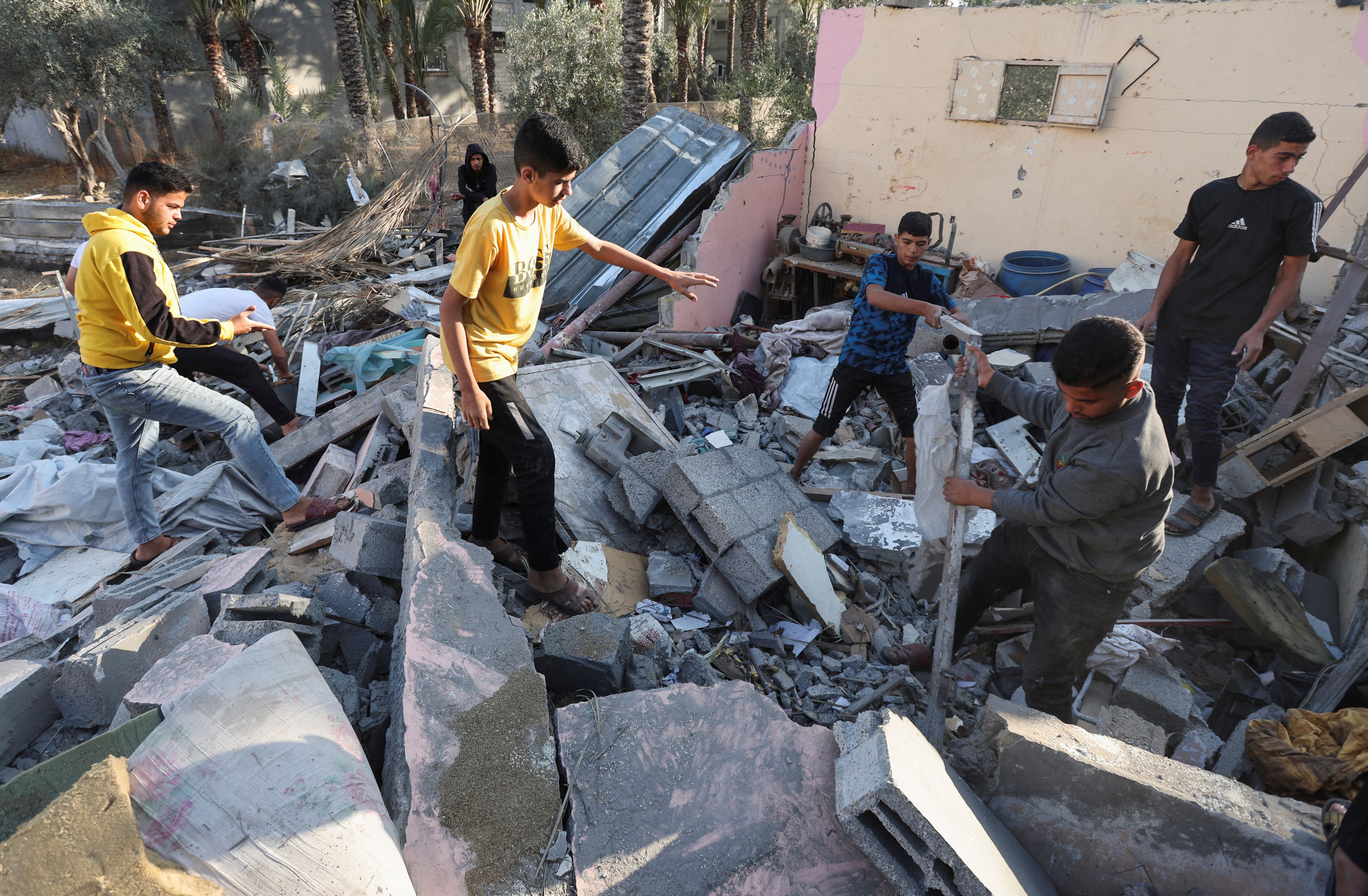 اتحادیه اروپا به دلیل نگرانی‌ها از وضعیت غزه توافق با اسرائیل را بررسی می‌کند