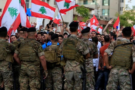 سقوط ارزش پول لبنان به نارضایتی میان نیروهای امنیتی لبنان منجر شده است