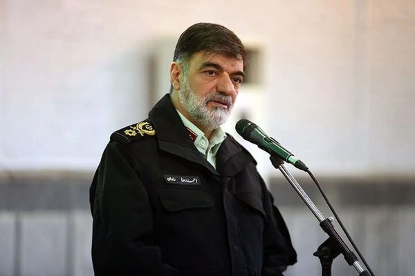 نیروی انتظامی: تا پایان سال خودروهای ضدگلوله خود در سیستان و بلوچستان را دو برابر میکنیم