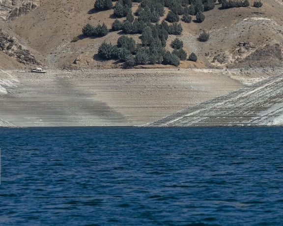 مدیر دفتر دادههای آب ایران: ذخایر سدهای کشور نسبت به سال آبی گذشته ۳۰ درصد کاهش داشته