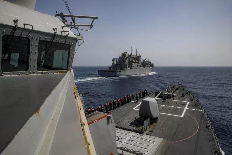 از ناو هواپیمابر تا بمب‌افکن‌های بی-۲؛ نشانه‌های آماده‌سازی آمریکا برای عملیاتی گسترده