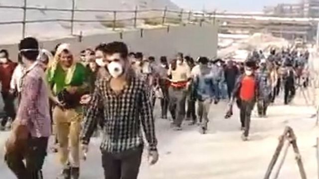 حدود ۱۰۰  کنشگر و شخصیت ایرانی در خارج از کشور، از اعتصاب سراسری کارگران حمایت کردند