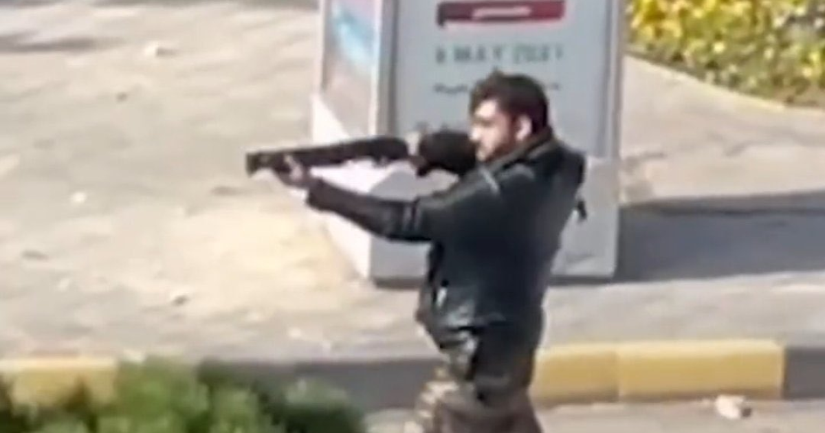 مقام امنیتی مجلس احتمال وقوع «خشونت‌های جدید» در ایران را دلیل اصلاح قانون سلاح اعلام کرد