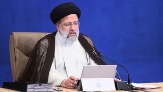 Online Businesses Call On Iran’s Gov’t To Lift Internet Ban