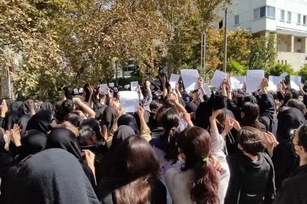 Pressure Intensified On Iranian Students, Professors