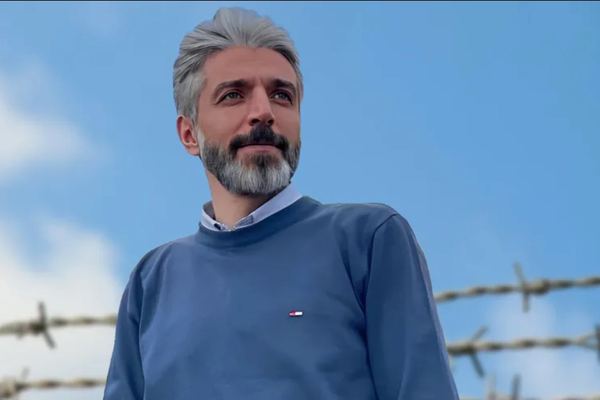 اتهام «بغی» علیه احسان رستمی؛ انتقال به قرنطینه اوین و ادامه بلاتکلیفی یک پرونده امنیتی