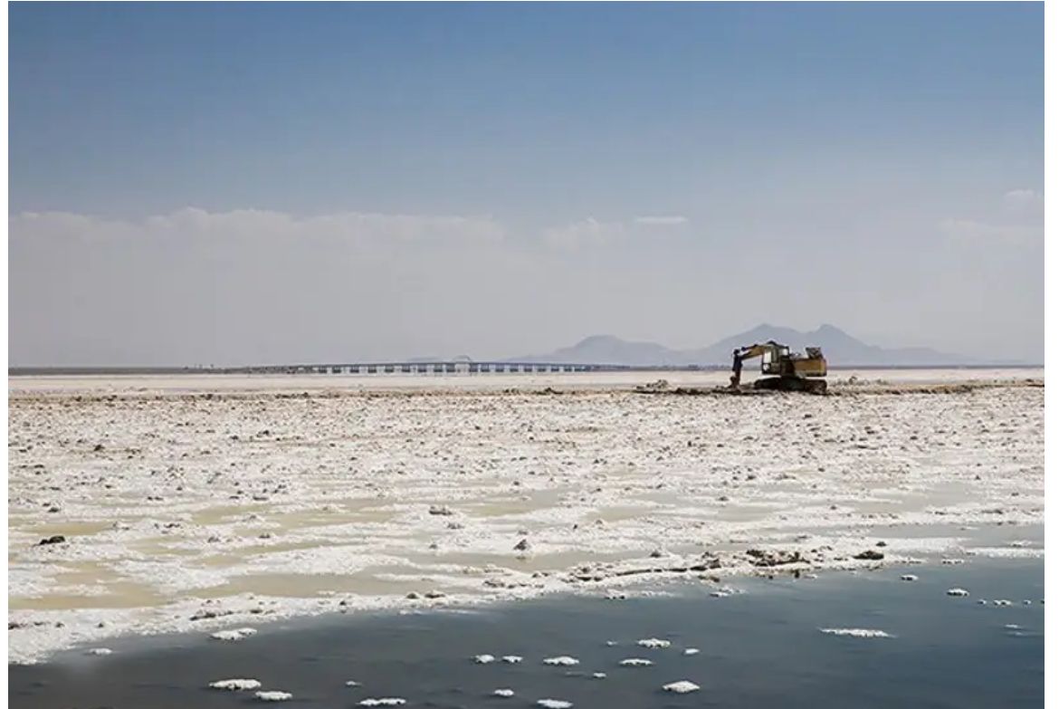A photo of dried-up Lake Urmia (Undated)