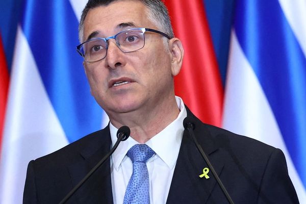 وزير خارجية إسرائيل: لا نغتر بانتهاء التهديد الإيراني.. لكننا لا تنوي شن هجوم حاليًا