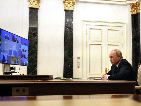 انتقاد پوتین از تلاش آمریکا برای امضای قرارداد با ایران و ونزوئلا؛ما به قراردادها پایبندیم