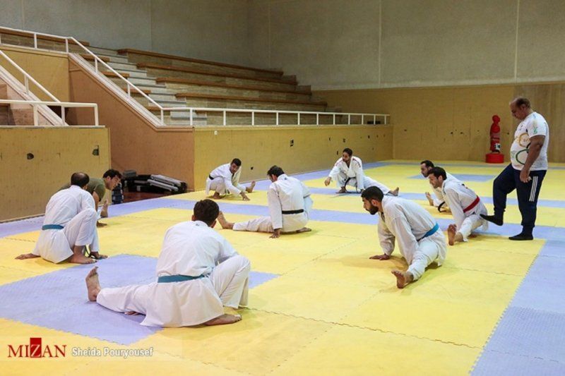 انتقاد مربی پیشین تیم ملی کاراته: اردوی مشترک با عراق؟ چندتا درجه سوم هم دعوت می‌کردید!