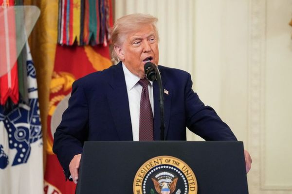 در پی لغو مذاکرات روز جمعه با تهران در سوئیس، ترامپ راهی کمپ دیوید میشود