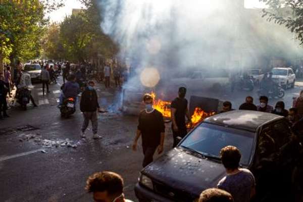 Nighttime Protests Resume In Iran After Lull