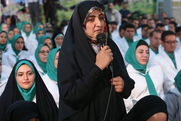 عضو شورای شهر کرمان رد سفید هواپیماها را دارای ویروس خواند