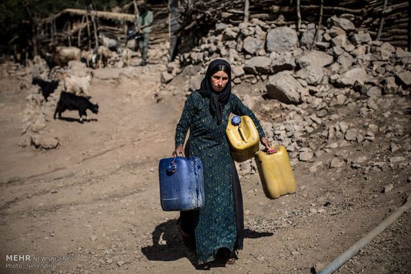 Iran’s President Promises Free Electricity, Gas, Water Amid Crisis