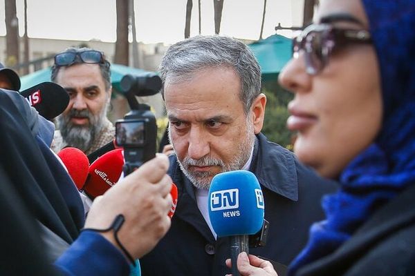 عباس عراقچی: مجتبی خامنهای در سلامت کامل است